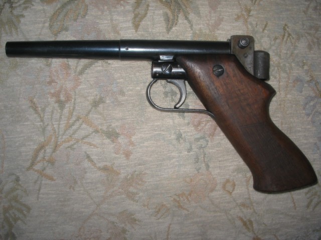 PAV cal. 22 árgerð 1957
