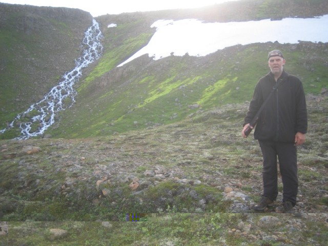Jón Ágúst undir brúninni á Ufsunum við Sauðá, fyrir ofan Leifsstaði í Selárdal í Vopnafirði.