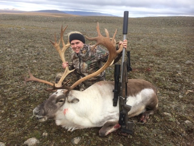 Áróra með virkilega hornprúðan tarfinn, hún vildi þennan og engan annan og felldi hann auðvitað.