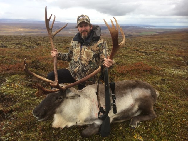 Egill með tarfinn.