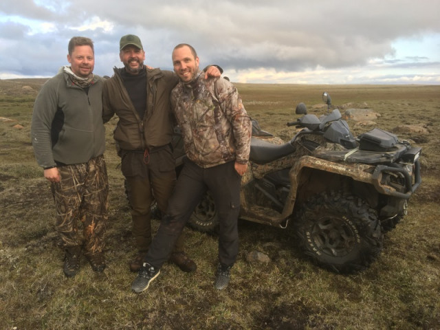 Veiðifélagarnir Vigfús, Hermann og Guðjón, eftir vel heppnaðan veiðidag og mikið labb við hjólið í lok dags.