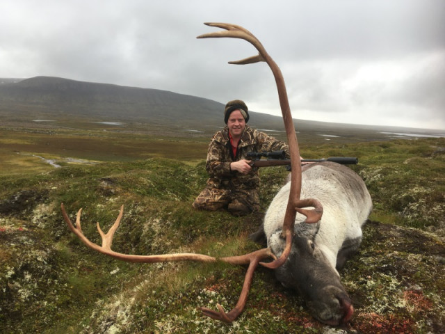 Haraldur G. Helgason með flottan hornprúðan tarf.