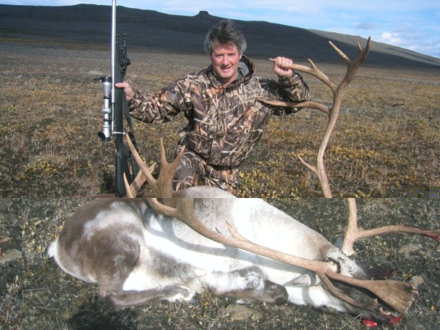 Jón Jósefsson við 117 kílóa tarfinn sinn.